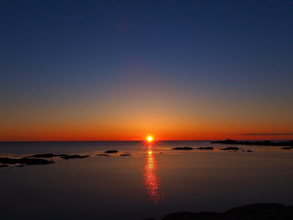 Ramberg Lodge Lofoten Bostad Buitenkant foto